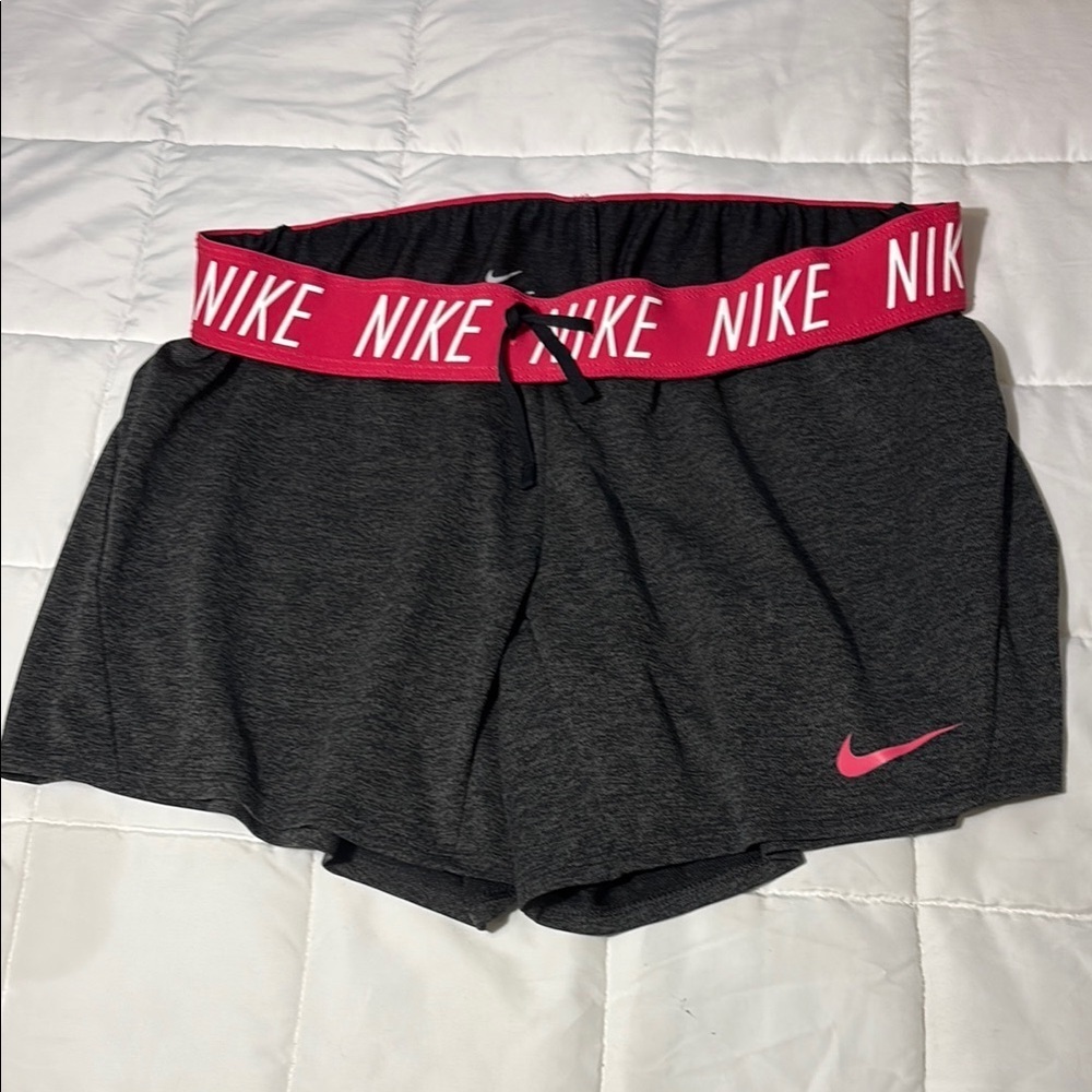 Nike Dri FIT Attack Training Shorts, Pink Waistband, Gray Body Pink Accents